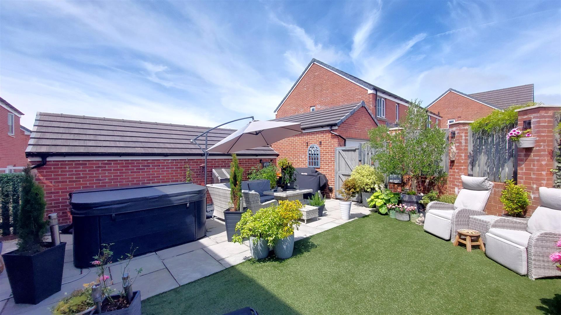 Clos Y Nant, Carway, Kidwelly, SA17 4JH